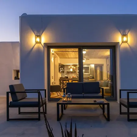 A The Villa Tinos